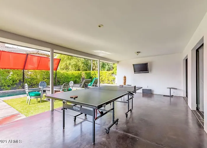 Ferienhaus Designer 5 Bd Home, Fountain Pool, Spa, Game Patio *