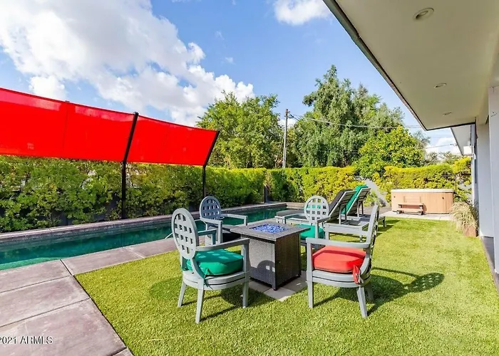 Designer 5 Bd Home, Fountain Pool, Spa, Game Patio Ferienhaus *