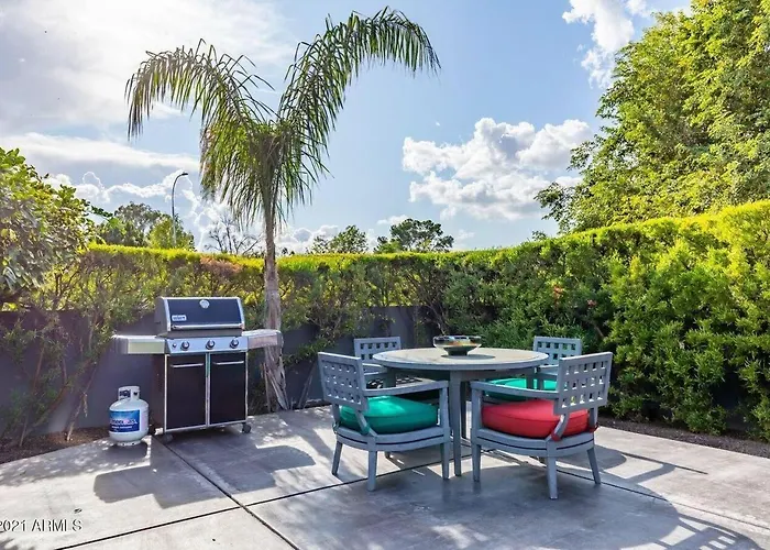 Designer 5 Bd Home, Fountain Pool, Spa, Game Patio Ferienhaus *